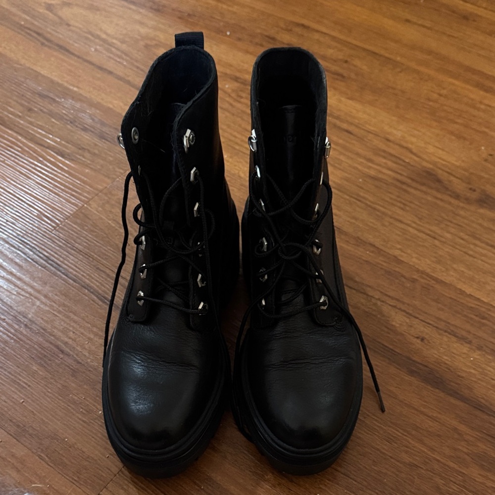 Black Leather Everleigh Timberland Boots